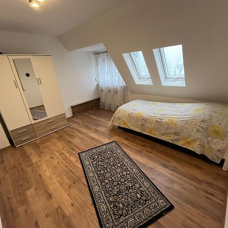 Schickes 110Qm Ferienhaus In Naehe Vw, Messe,Dez Und Orangerie Kassel Exteriör bild