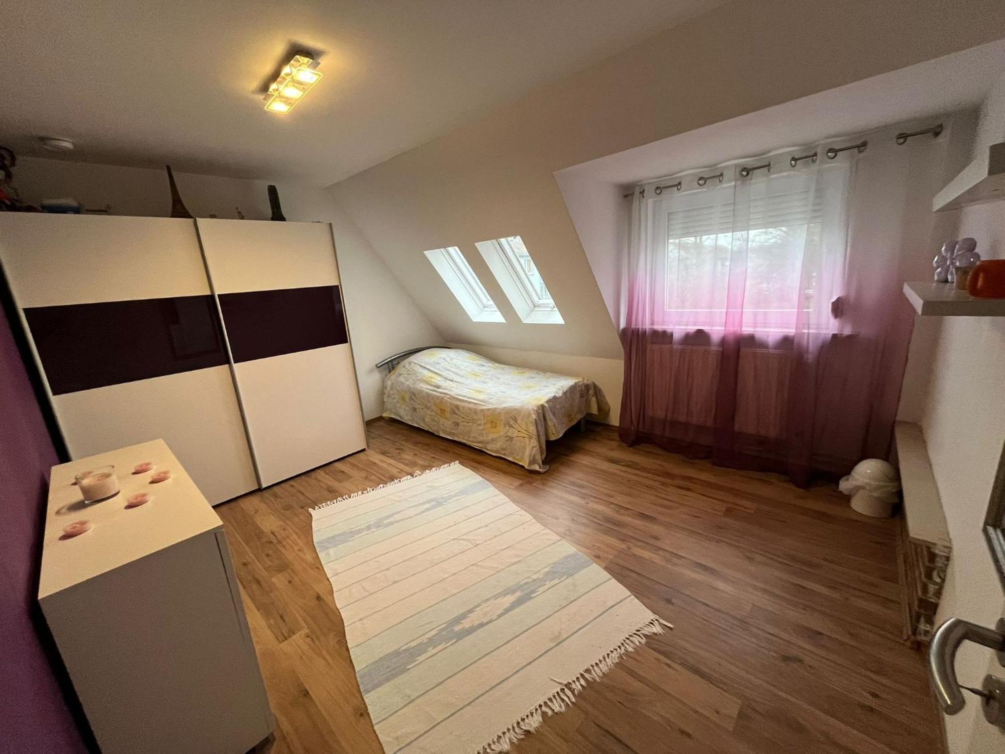 Schickes 110Qm Ferienhaus In Naehe Vw, Messe,Dez Und Orangerie Kassel Exteriör bild