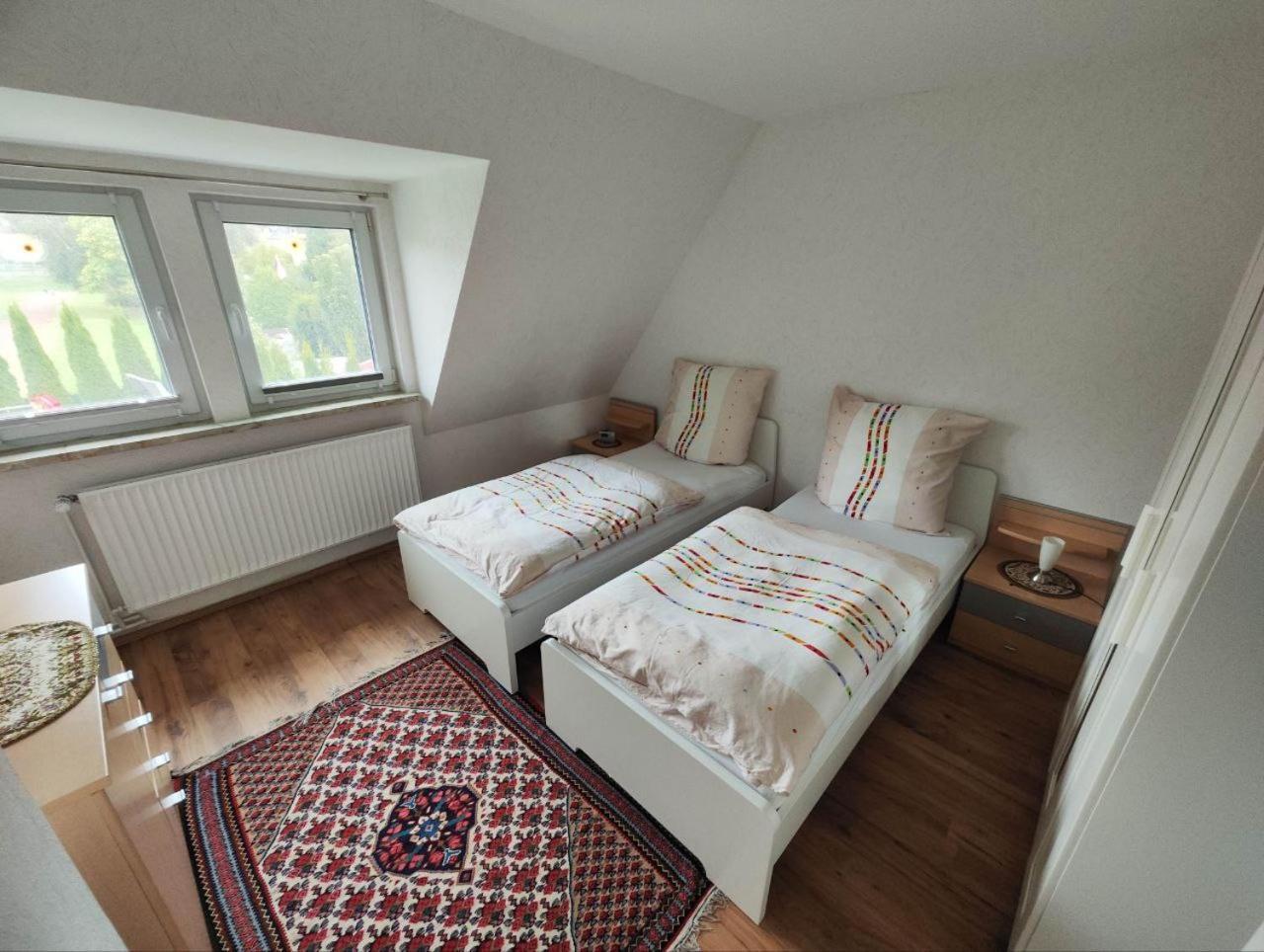 Schickes 110Qm Ferienhaus In Naehe Vw, Messe,Dez Und Orangerie Kassel Exteriör bild
