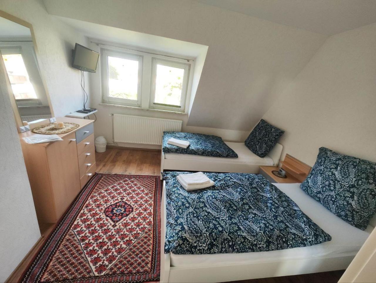 Schickes 110Qm Ferienhaus In Naehe Vw, Messe,Dez Und Orangerie Kassel Exteriör bild